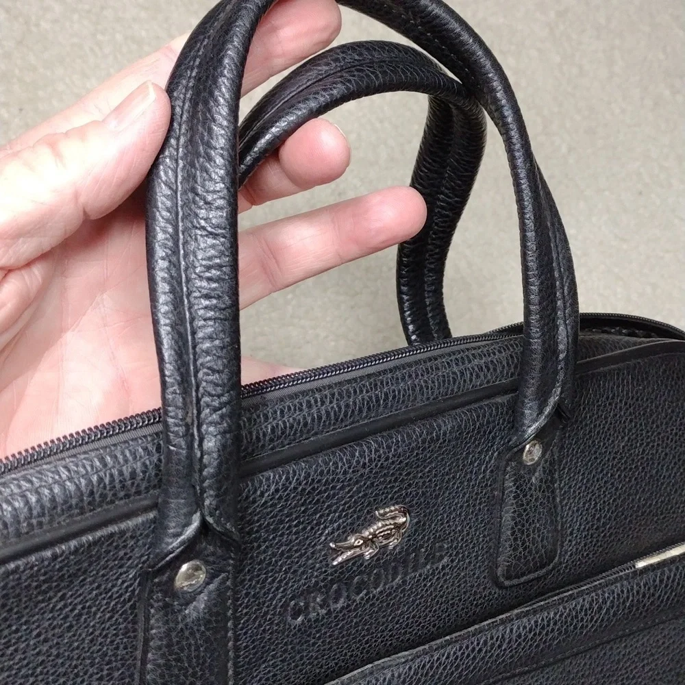 Crocodile brand unisex black pebbled leather bag. NWT.